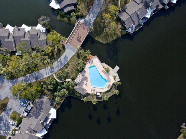 Building Photo - 36 Fishermans Cove Rd