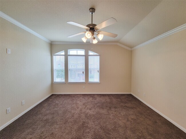 Building Photo - 5209 Dauntless Dr