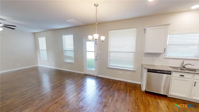 Building Photo - 3325 Aubree Katherine Dr