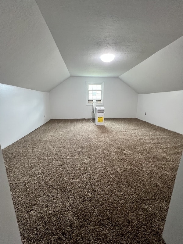 Building Photo - 1219 East Dr