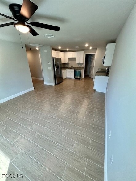 Building Photo - 2330 Hoople St