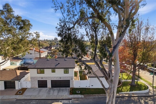 Building Photo - 1206 Kornblum Ave.