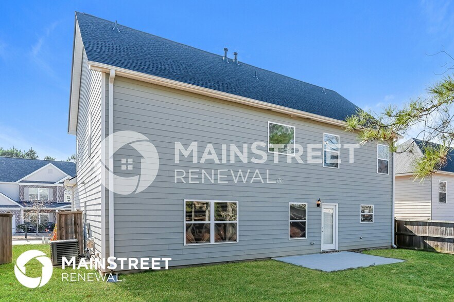 Building Photo - 6239 Baltusrol Terrace