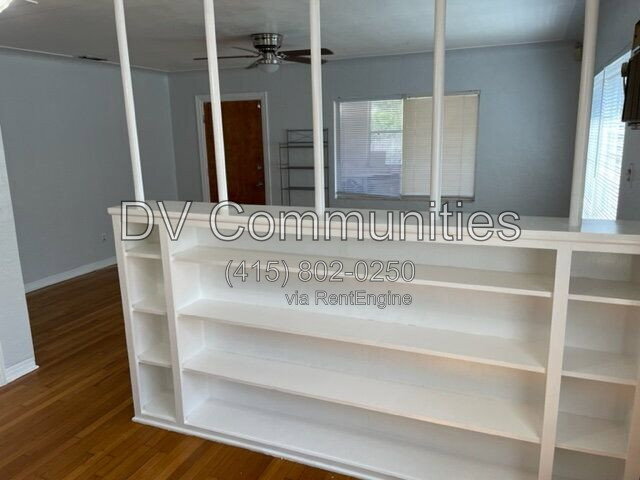 Building Photo - 888 14th Ave S
