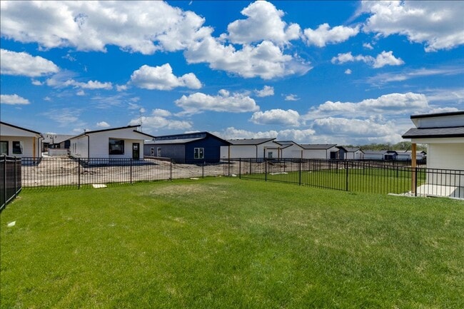 Building Photo - Beautiful Four Bedroom, Two Bathroom