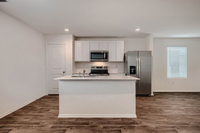Building Photo - New build home! Be the first to live here!