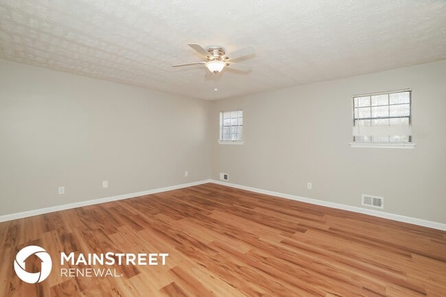 Building Photo - 4852 W Ridge Dr