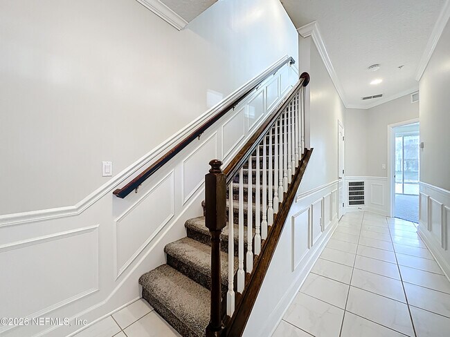 Building Photo - 4320 Ellipse Dr