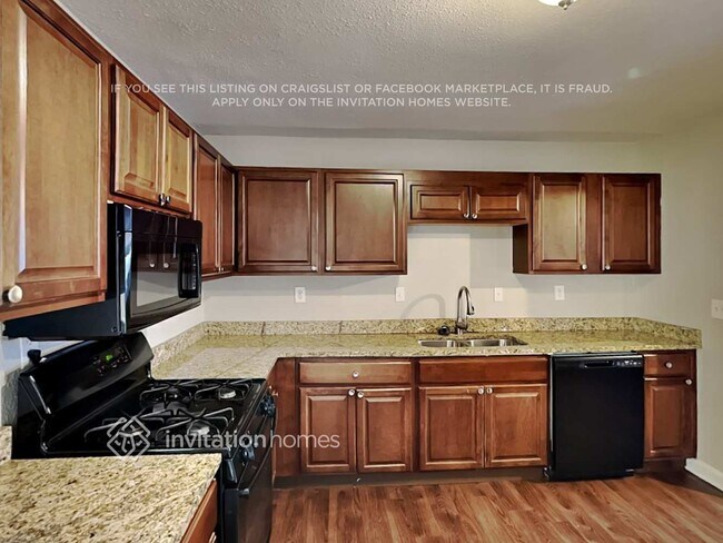 Building Photo - 772 Victor St