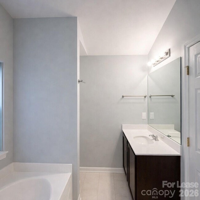 Building Photo - 4831 Stowe Derby Dr