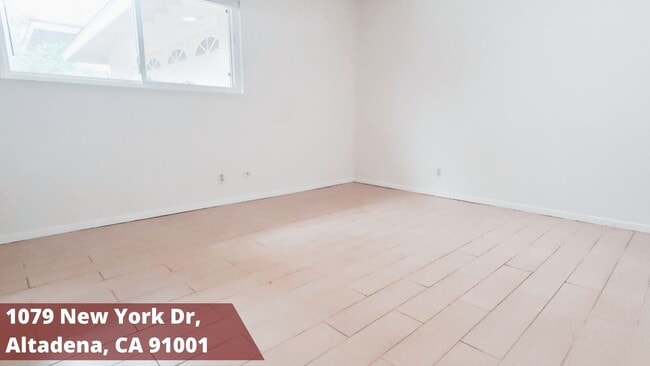 Building Photo - 1079 New York Dr