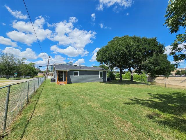 Building Photo - 5519 Arlington Park Dr
