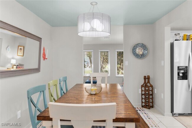 Building Photo - 1337 Wisconsin Dr