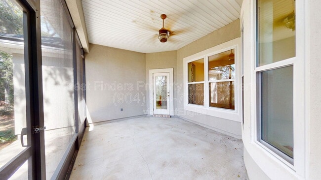 Building Photo - 13435 Nottingham Knoll Ct