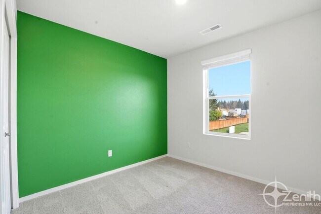 Building Photo - 7805 NE 100th Cir