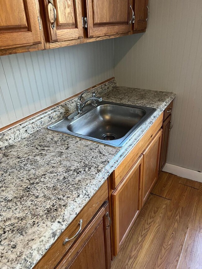 Building Photo - 501 Rugby Rd