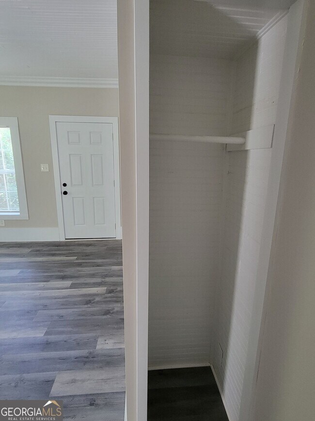 Building Photo - 59 Harber St