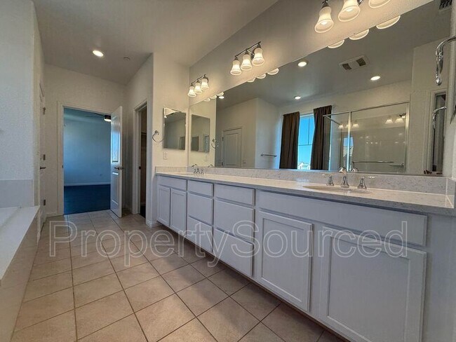 Building Photo - 2703 Rabbit Holw Dr