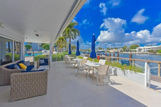 Building Photo - 3300 S Ocean Blvd