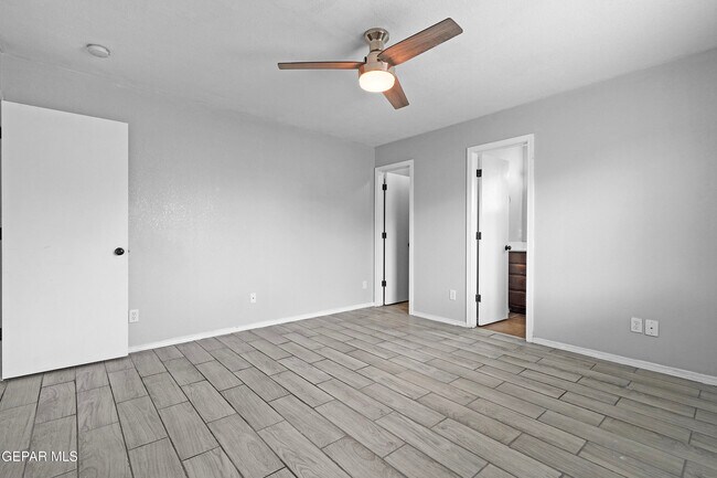 Building Photo - 12732 Roberto Nunez Ln