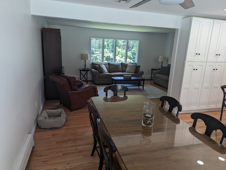 view from Kitchen to livingroom - 544 Drakestown Rd