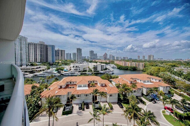 Building Photo - 19955 NE 38th Ct