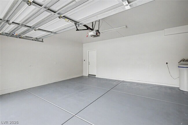 Building Photo - 2608 Romarin Terrace