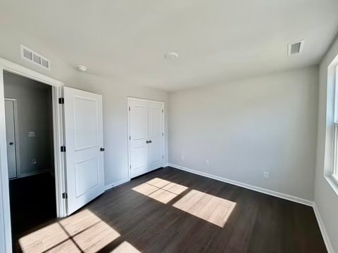 Building Photo - 302 Carolina Spgs Blvd