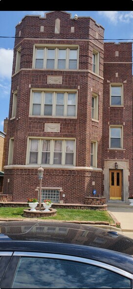 Primary Photo - 7921 S Wolcott Ave