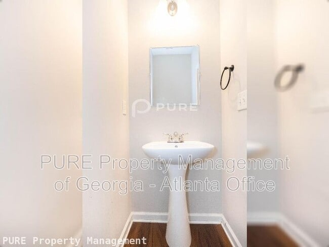 Building Photo - 5905 Oakbrook Lake Ct