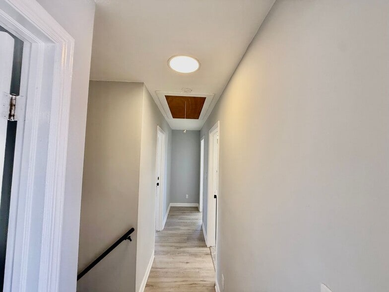 Building Photo - 35 Fiat Ave