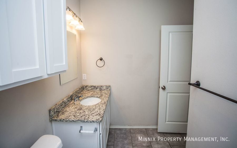 Building Photo - 1713 102nd St