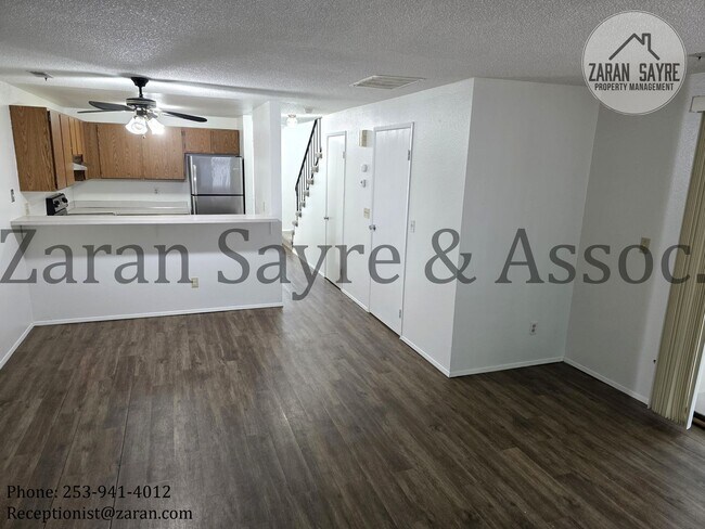 Building Photo - 251-33041 Federal Way Townhome