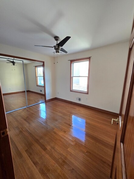 Building Photo - 35 Hawkins St