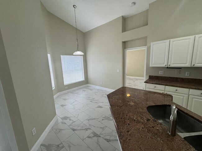 Building Photo - 2347 Blake Way