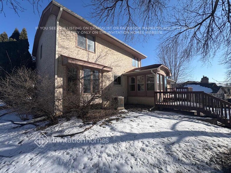 Building Photo - 12825 46th Ave N