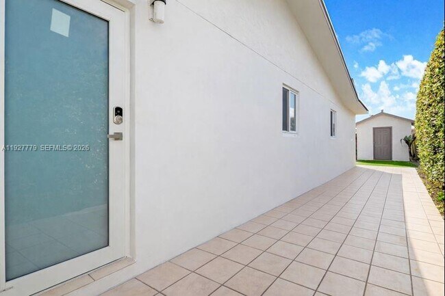 Building Photo - 8952 SW 10th Terrace