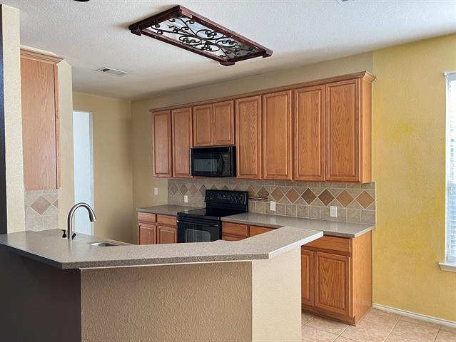 Building Photo - 8301 Olympia Dr