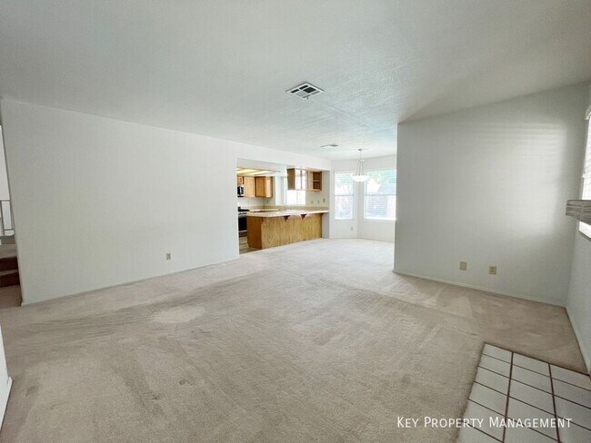 Building Photo - 420 Crater Ct