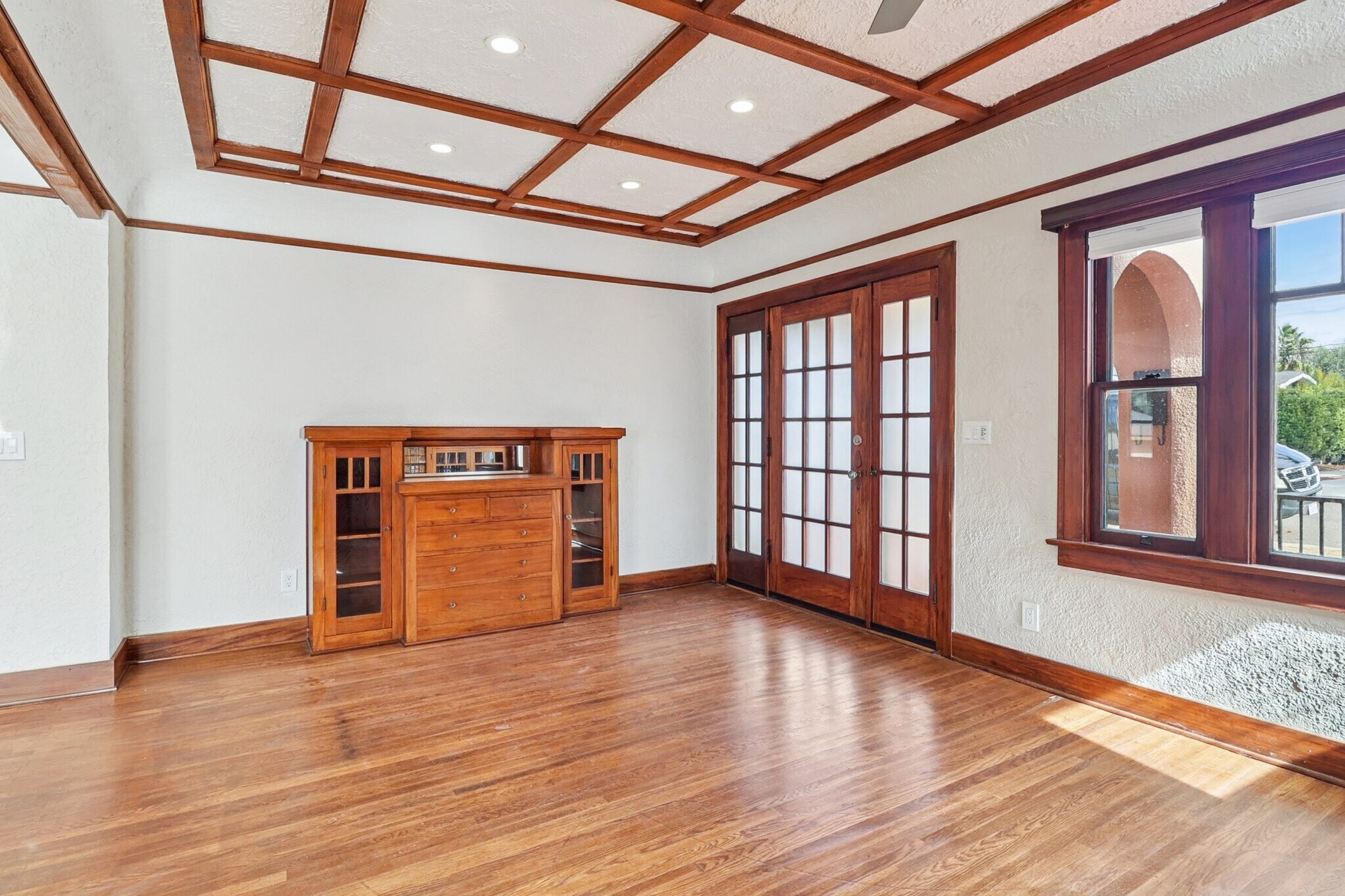 Building Photo - 3114 Bancroft St