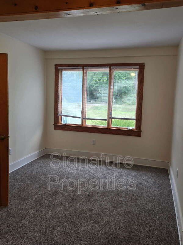 Building Photo - 2182 Morattico Rd