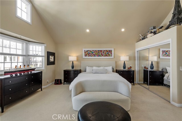 Building Photo - 336 10th St