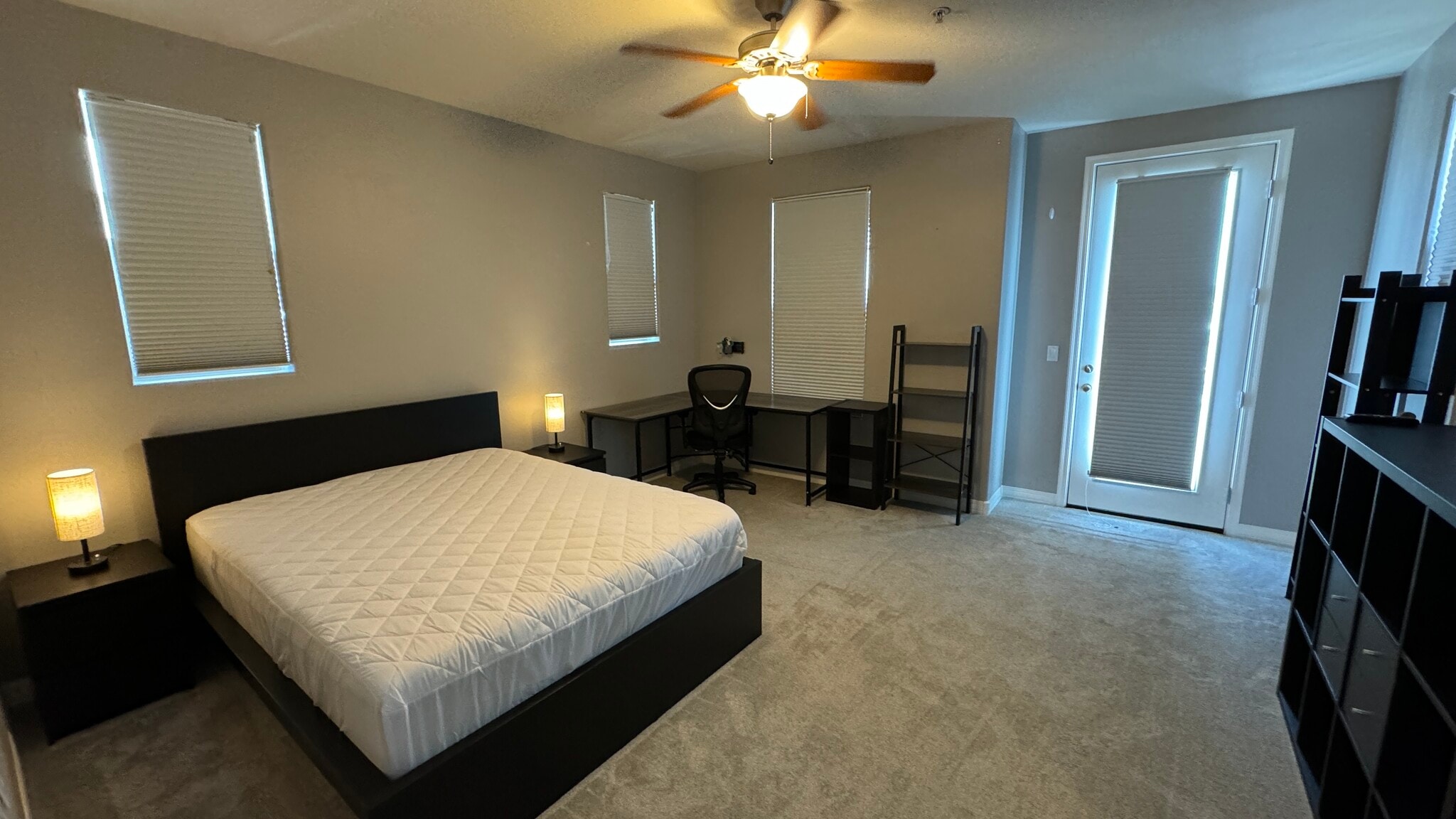 Master Suite 3rd Floor - 615 E Portland St