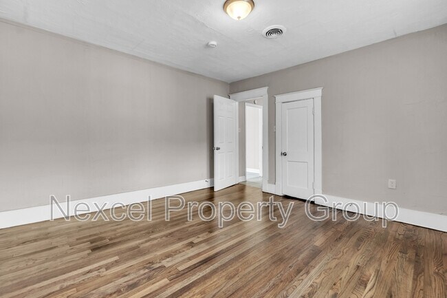 Building Photo - 580 Josephine St