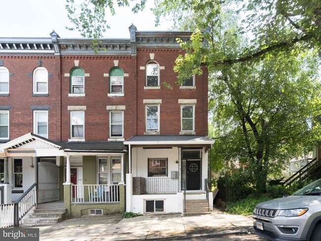 Building Photo - 262 W Apsley St
