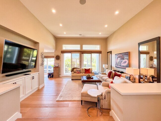 Building Photo - Luxury Living in one of Napa Valley's Most Prestigious Gated Commmunities