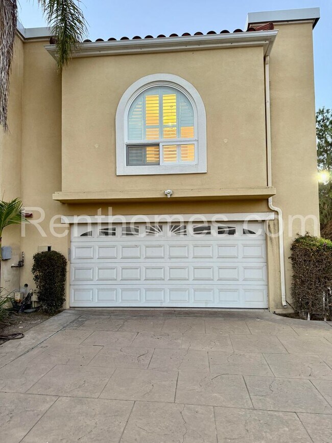 Building Photo - 4204 Explorer Ct