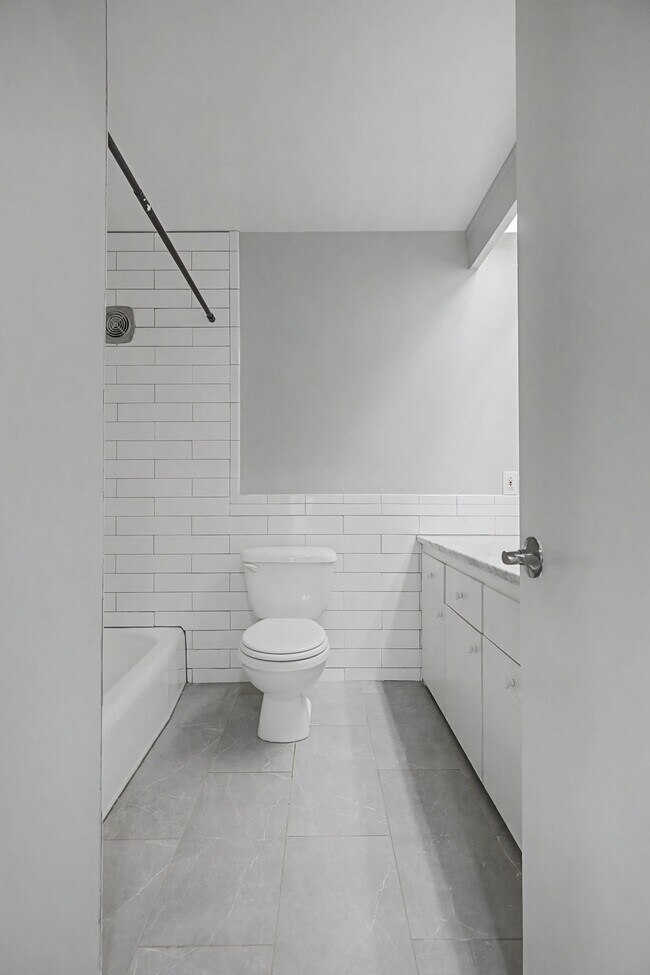 Building Photo - 116 Harding Pl