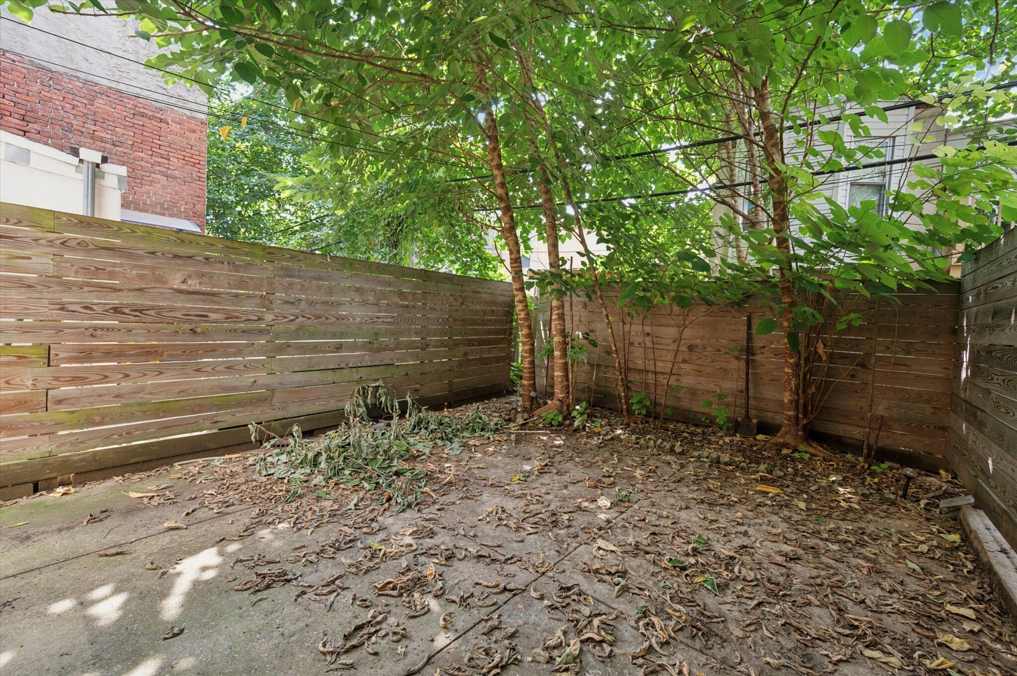 Building Photo - 1530 Christian St