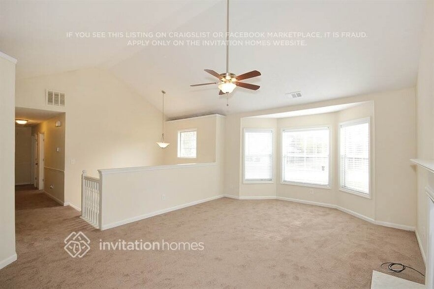 Building Photo - 320 Ashland Manor Dr